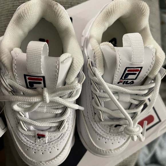 nwt fila disruptor 2 toddler - Picture 2 of 4